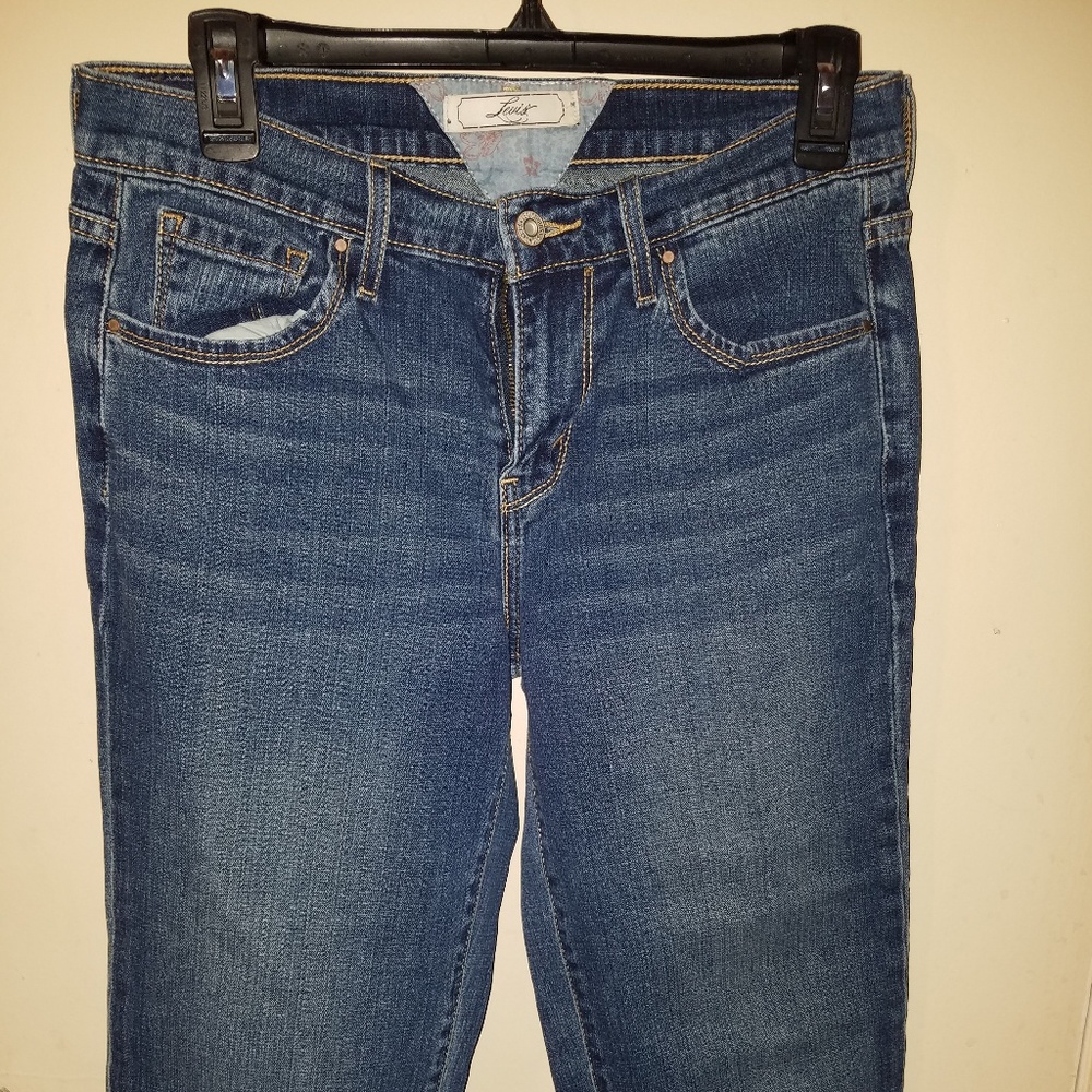 Levi's Jean capris short pants.